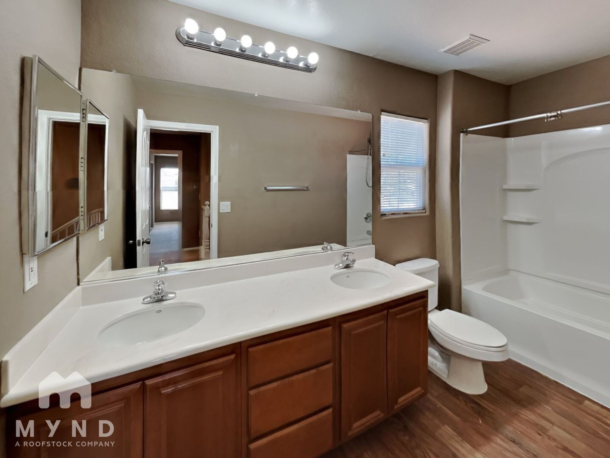 Building Photo - 6589 Pacific Screech Pl