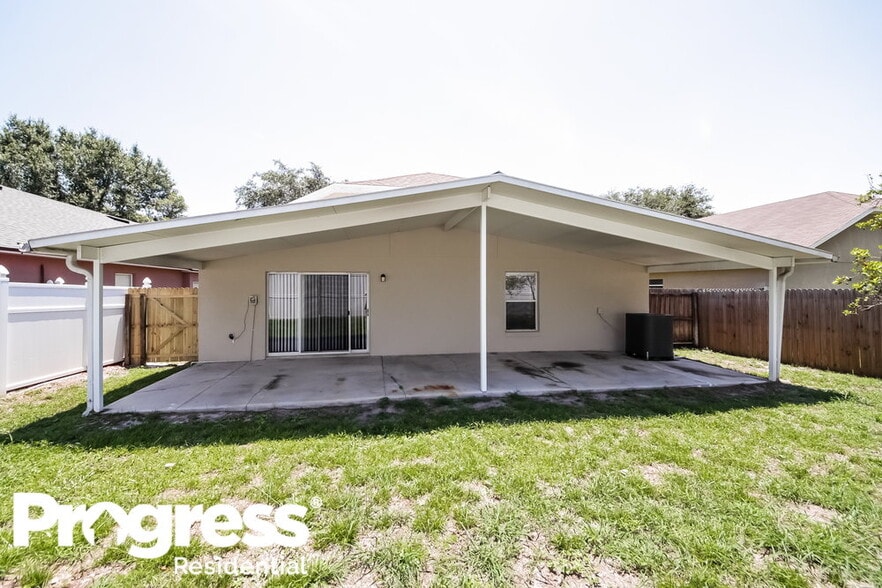 Building Photo - 92 Pine Forest Pl