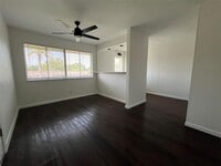 Building Photo - 3304 Red River St