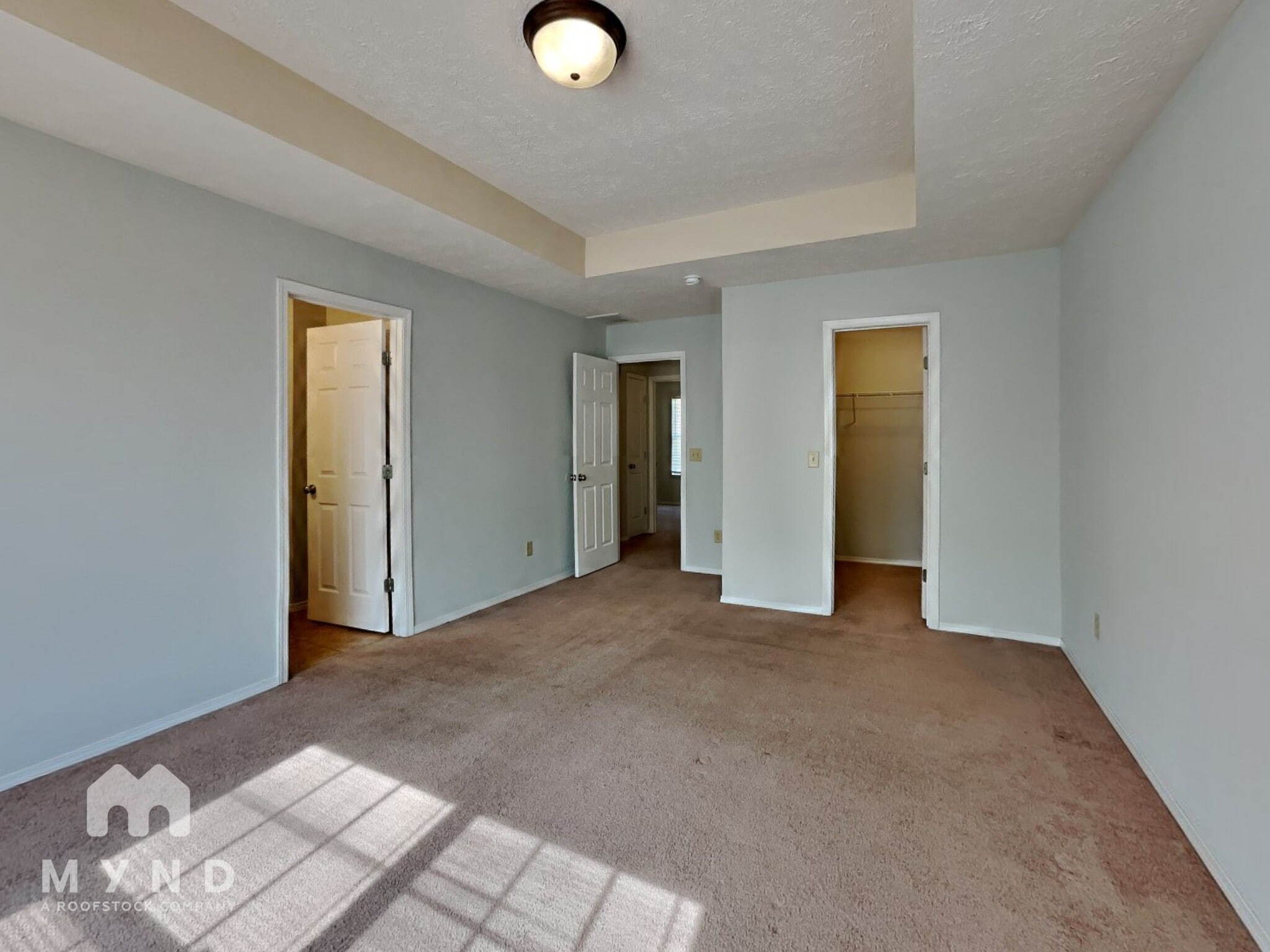Building Photo - 1305 Marseilles Ave