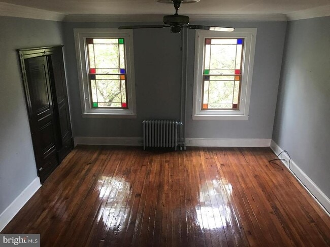 Building Photo - 824 N 21st St