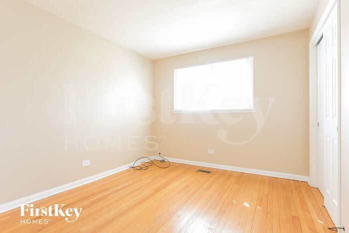 Building Photo - 4302 Applewood Ln