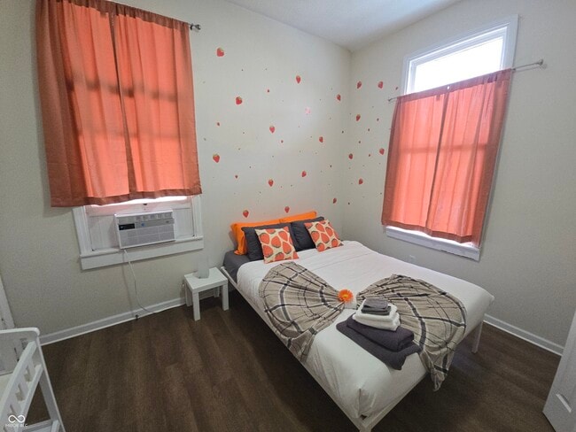 Building Photo - 1728 N Delaware St