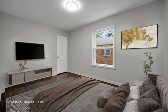 Building Photo - 3508 Sunnyside Ave