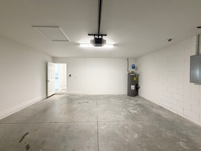 Building Photo - 2330 W Juan Vega Ln