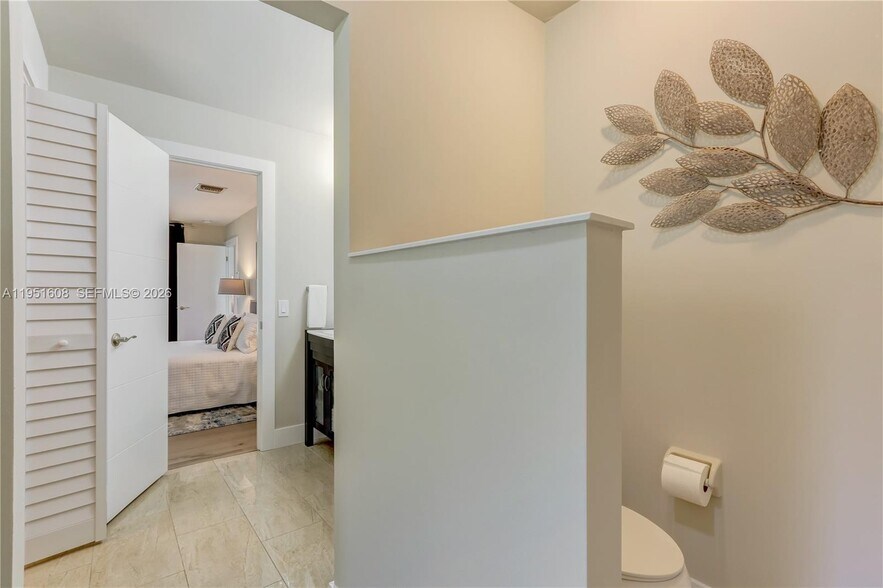 Building Photo - 1130 NW 78th Ter