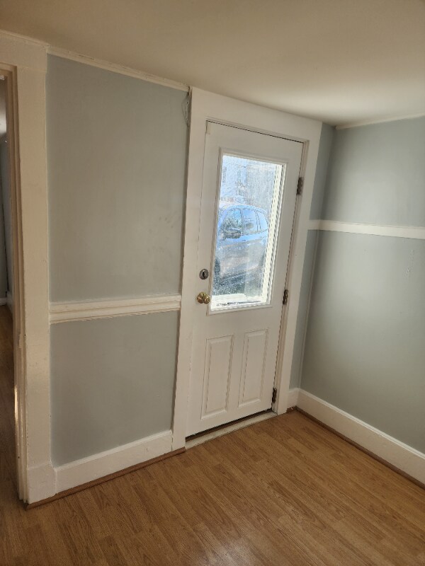 Building Photo - 18 Kenilworth St