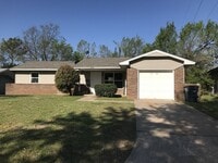 Building Photo - Newly remodeled 3 bed 1 bath home.
