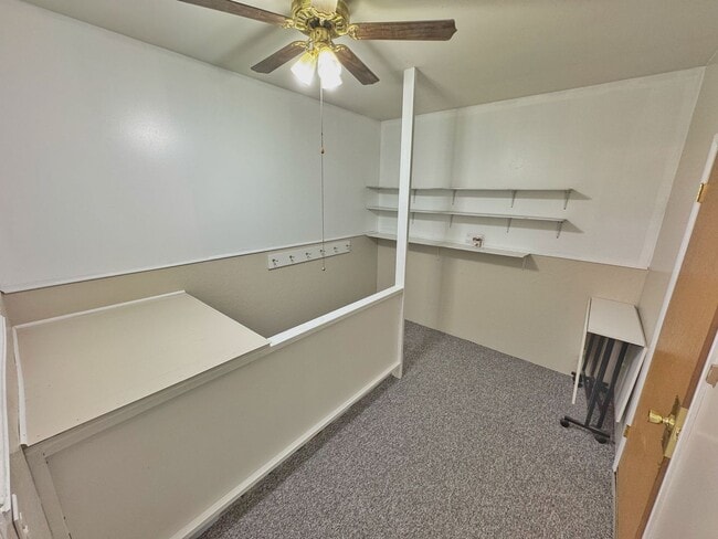 Building Photo - Modern Ranch Retreat