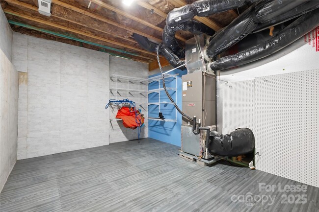 Building Photo - 124 Sisters Cove Ct