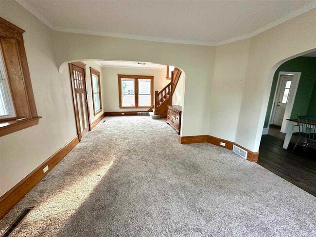 Building Photo - 1308 Leroy St