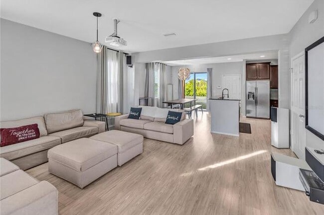 Building Photo - 4407 Sweet Cinnamon Ct