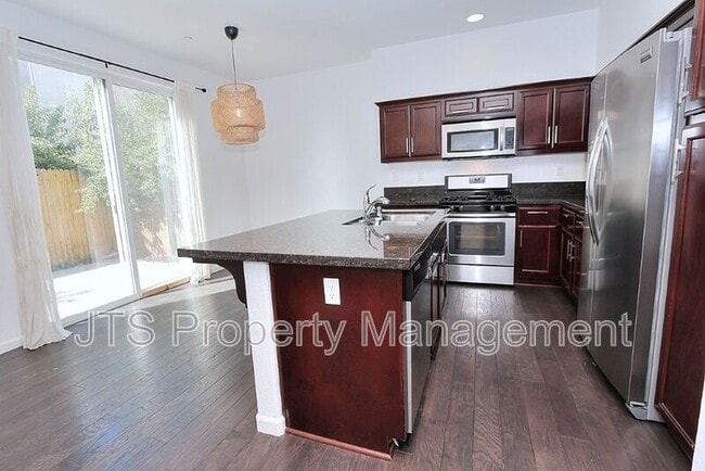 Building Photo - 3428 Trio Ln