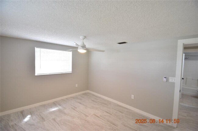 Building Photo - 8522 Longboat Ln