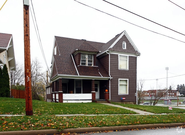 Primary Photo - 25 S Gamble St