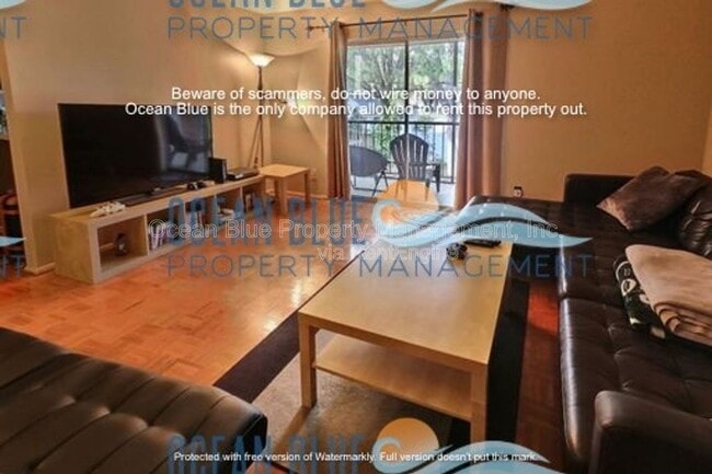 Building Photo - 1285 85th Terrace N