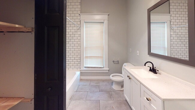 Building Photo - 76 Euclid Ave