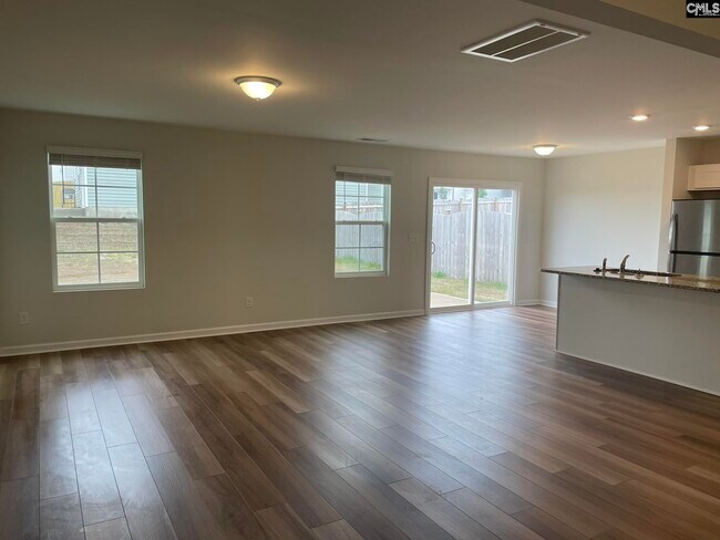 Building Photo - 434 Eclipse Ln