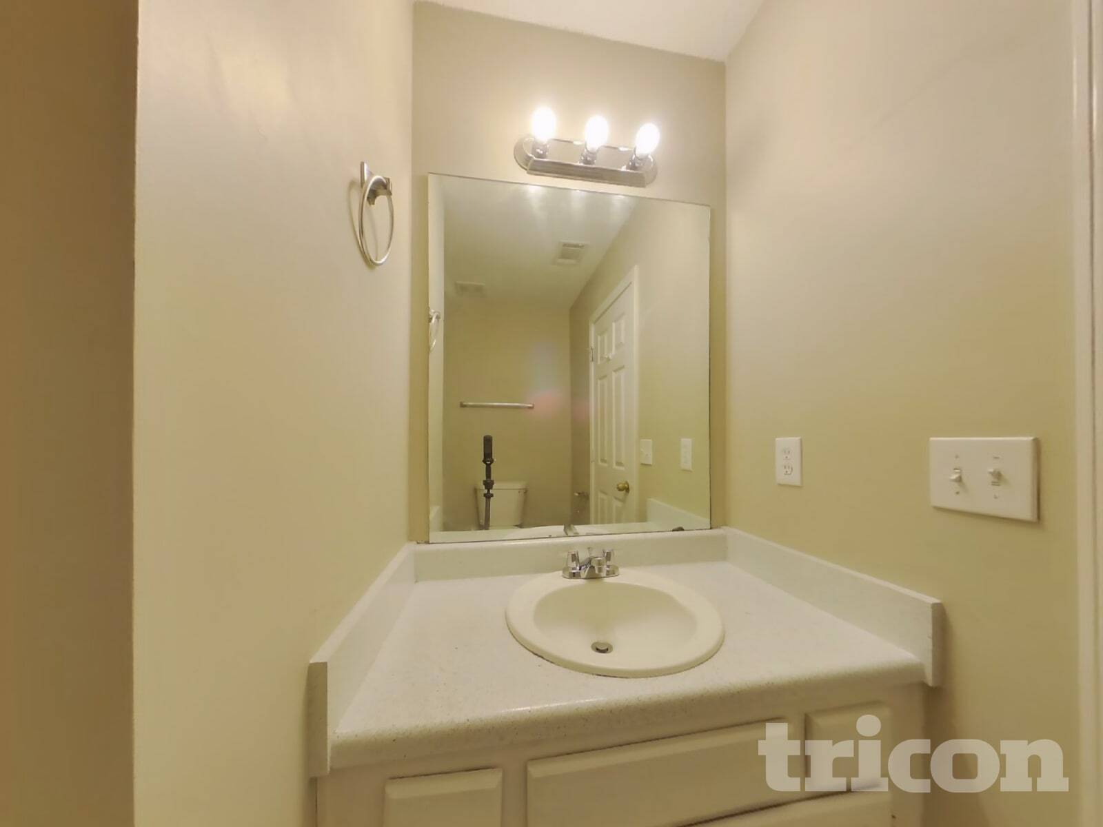 Building Photo - 215 Winterville Dr