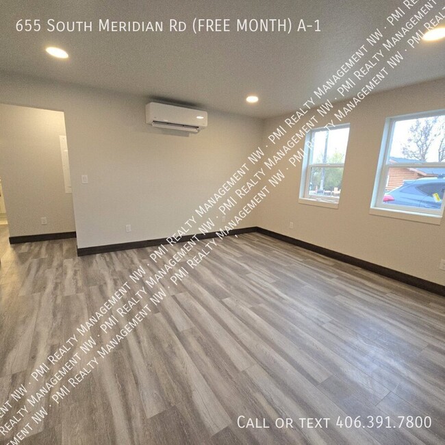 Building Photo - FREE MONTH with 12 Month lease!