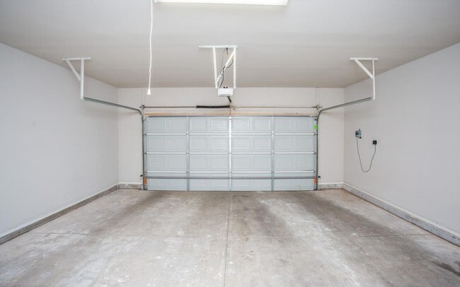 Building Photo - Luxury Duplex in Coveted Cooper ISD, Lubbock