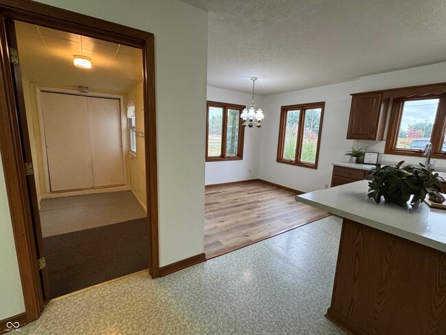 Building Photo - 2010 N 675 E