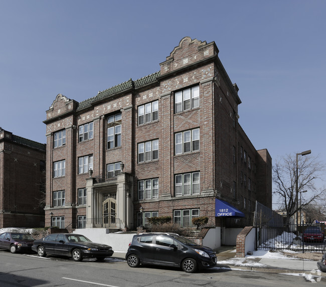 Building Photo - Stevens Square Apartments