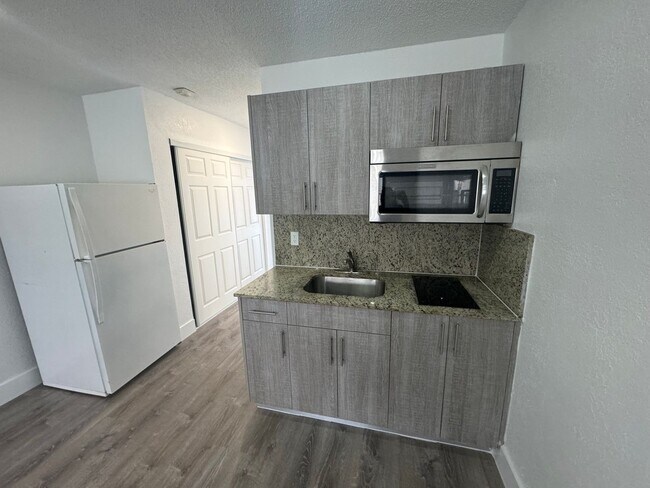 Interior Photo - Fillmore Gardens LLC