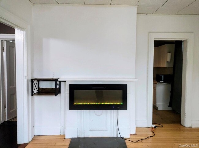 Building Photo - 64 Brookside Ave