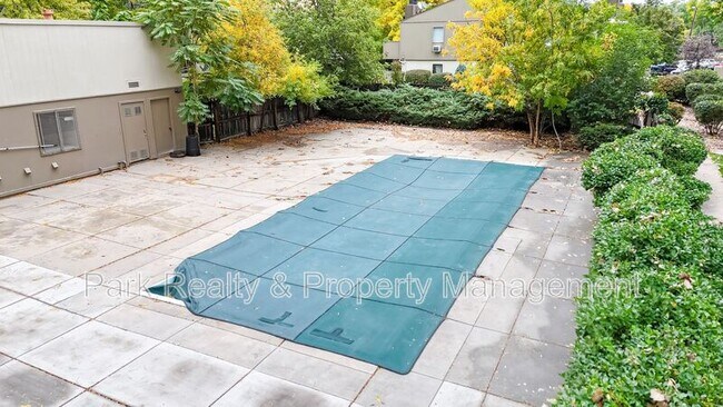 Building Photo - 7373 W Florida Ave