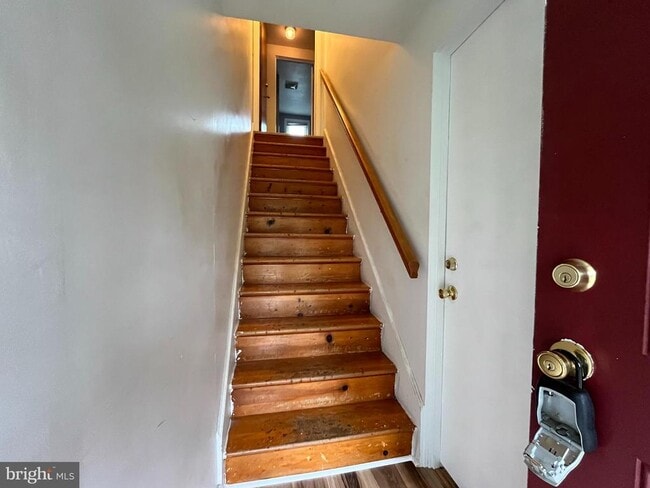 Building Photo - 4113 Rosemont Ave