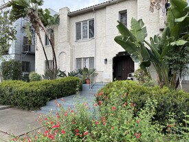 Building Photo - 177 S Sycamore Ave