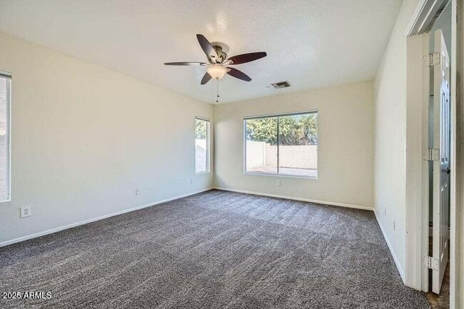 Building Photo - 15436 W Port Royale Ln