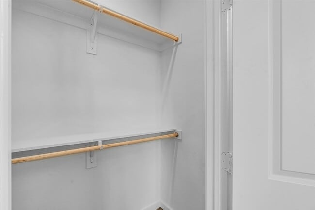 Building Photo - 1513B Forward Dr