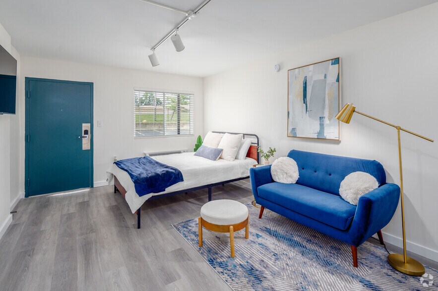 Studio - S2 - 288SF - Living Area - Hermitage Studios Nashville