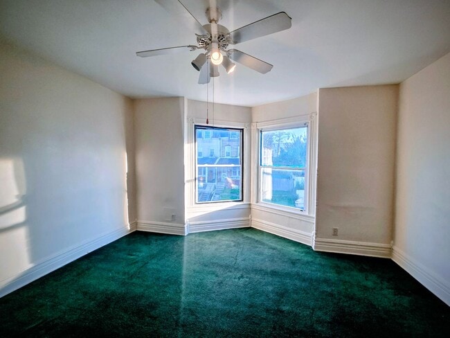 Building Photo - 625 Greenleaf St