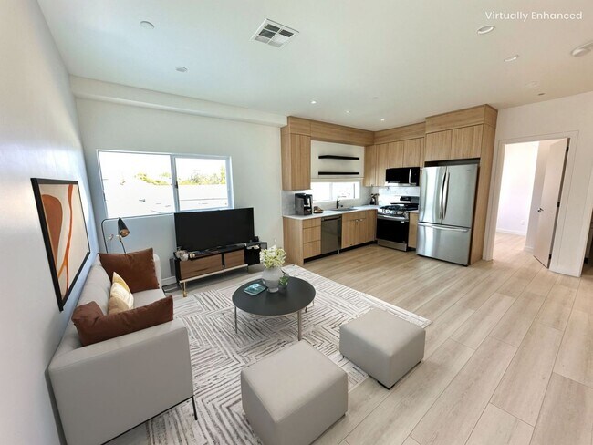 Primary Photo - 3-Bedroom, 3-Bath Townhome in Prime North ...