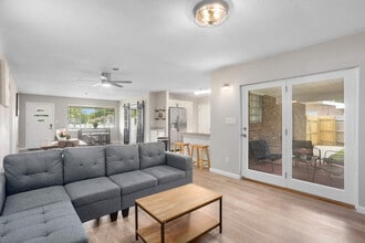 Building Photo - 4070 Arbutus Dr