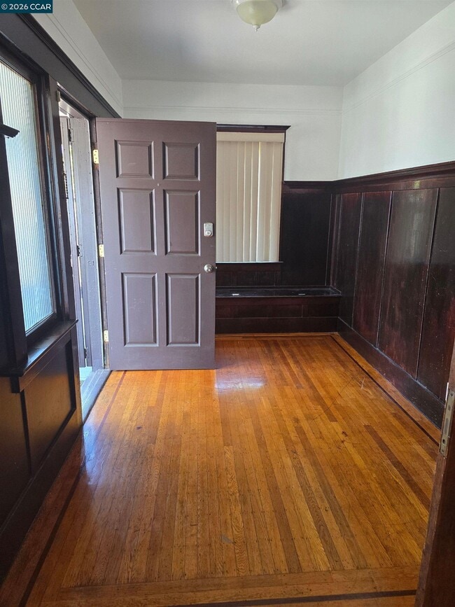 Building Photo - 36 15th St