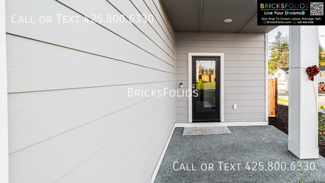 Building Photo - 5227 86th Ave NE