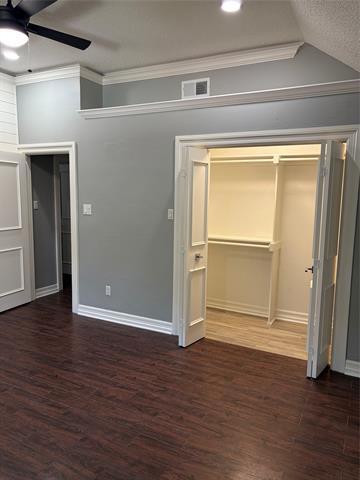 Building Photo - 1902 High Meadow Dr