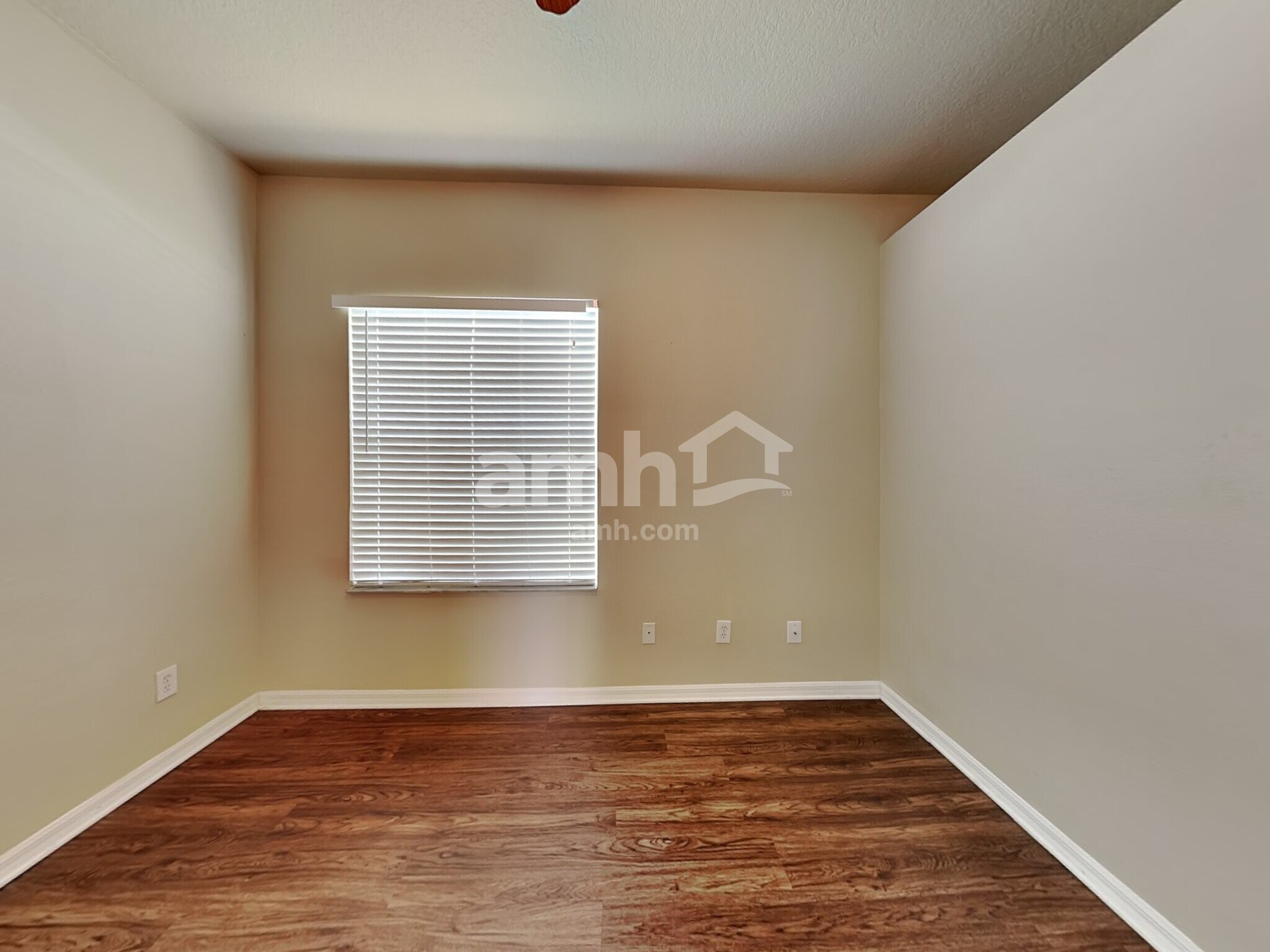 Building Photo - 239 Traditions Dr