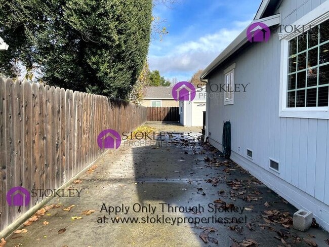 Building Photo - 2981 Pacific St