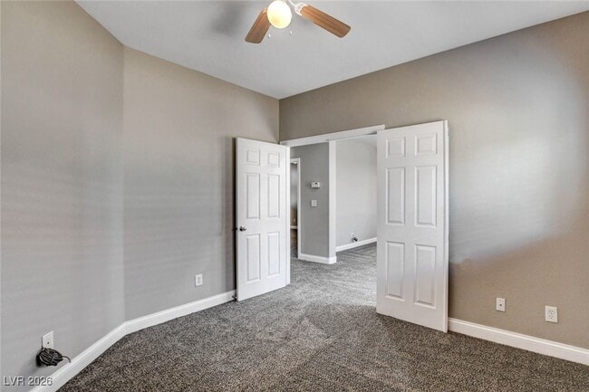 Building Photo - 3605 N Porch Swings Way