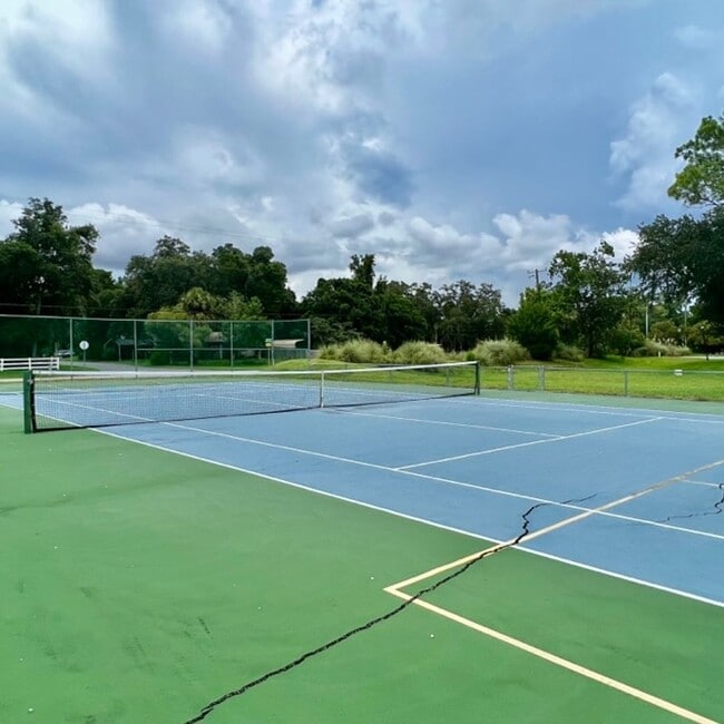 Building Photo - Beautiful Waterfront 2/2 Furnished Home Available April 2024