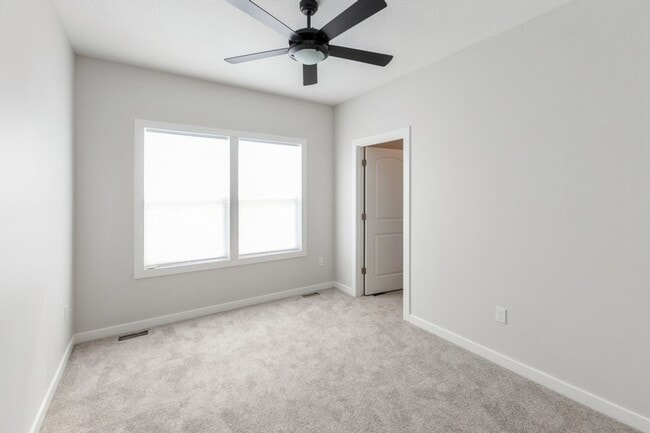 Building Photo - GREAT LOCATION!! Executive 4 Bed, 3 Bath Home in Johnston