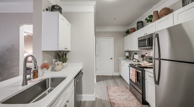 Building Photo - 529 Barker-Clodine Road Unit 19201