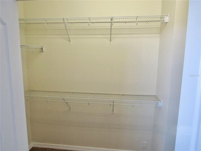 Building Photo - 896 Chelsea Dr