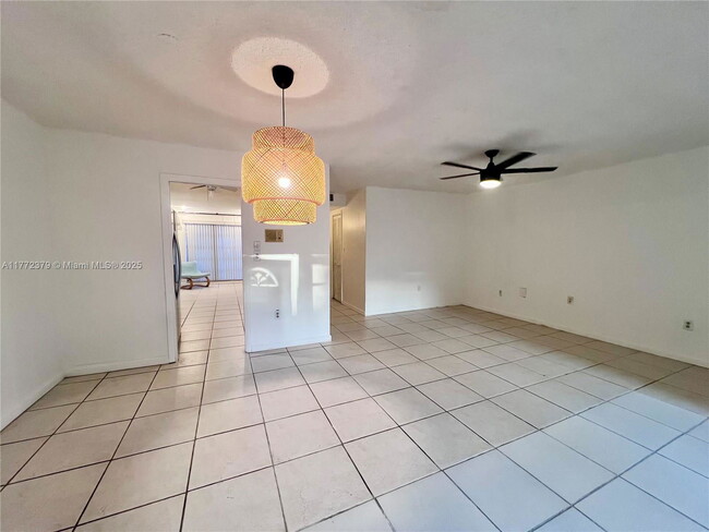 Building Photo - 3302 Farragut St