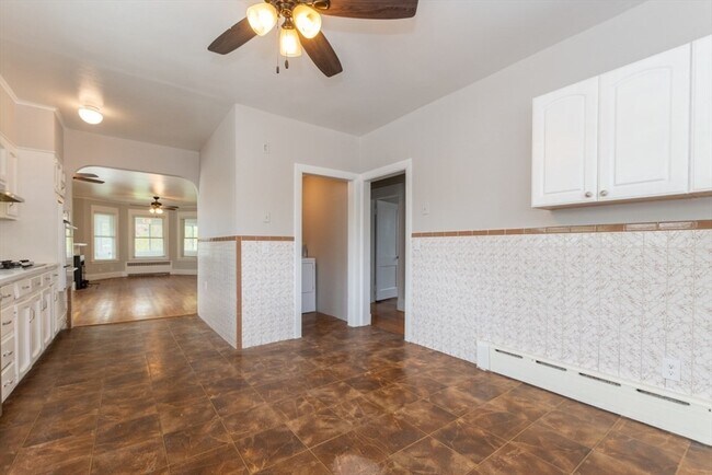 Building Photo - 129 Lynnway